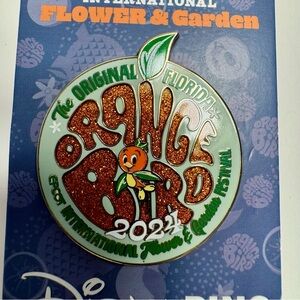 NWT. Disney Pin. Epcot 2024 flower and garden festival. Orangebird pin